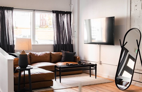 West Fairfax Apartment | Downtown Loft Apartment within Walking Distance to Everything!