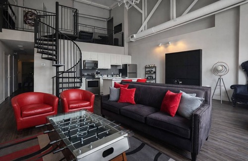 Sandusky Condo | Downtown Loft By Cedar Point Sports Force!
