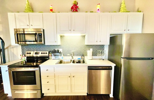 Sandusky Condo | Downtown Loft By Cedar Point Sports Force!