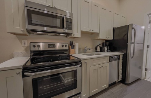 Boston Financial District Apartment | Downtown Loft | Walk Anywhere | Ideal for Nurses!