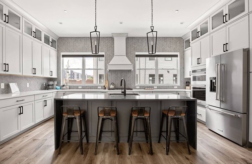 Lockerbie Square Condo | Downtown Luxury | Chatham-Arch BoHo-Style Townhome