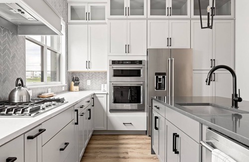 Lockerbie Square Condo | Downtown Luxury | Chatham-Arch BoHo-Style Townhome