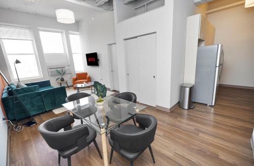 Westown Apartment | Downtown Milwaukee 2BR, 5 Min Walk to RiverWalk