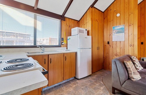 Mount Maunganui House | Downtown Mountview - Mt Maunganui Holiday Home