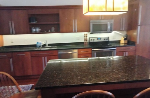 New Haven Apartment | Downtown New Haven Studio - 2nd floor 1500 sq. ft
