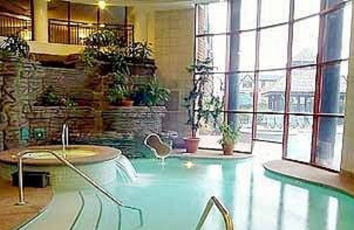 The Point Resort | Downtown Newport,RI July4th Wyndham Longwharf Resort Across From Waterfront!