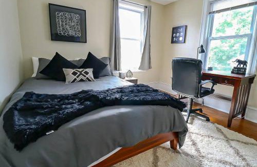 Princeton Apartment | Downtown Princeton Elegance 3BR Fast Wi-fi