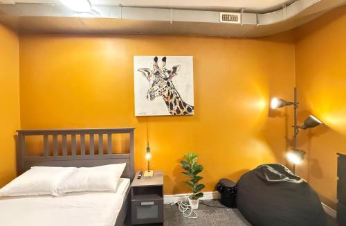 Church and Wellesley House | Downtown Private Room without Window