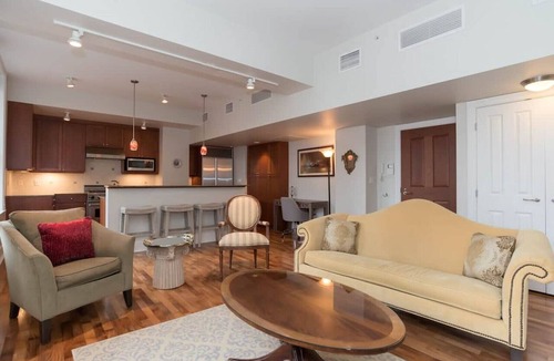 Downtown Seattle Condo | Downtown Seattle Urban Retreat
