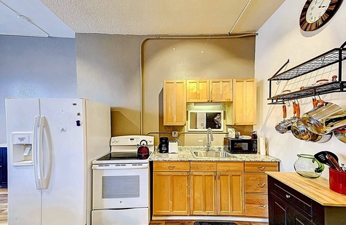 Sheridan Apartment | Downtown Sheridan Suite at The Western