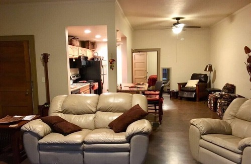 Bismarck Apartment | Downtown Spacious 1 bedroom