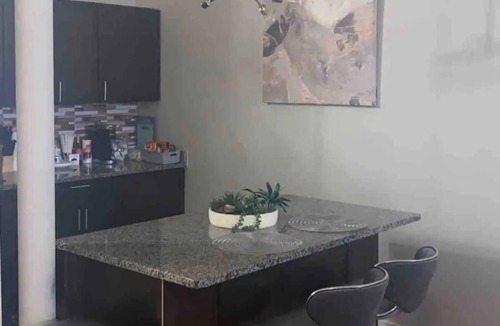 Detroit Apartment | Downtown Spacious Industrial 420 friendly Loft Apt with free parking on street