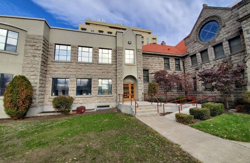 Brownstown Apartment | Downtown Studio Apt in Historic 1908 Church - 201