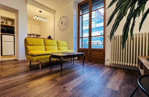 Aix-les-Bains City Center Apartment | Downtown studio/Near train station/Near shops