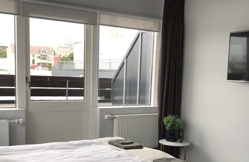 Downtown Apartment | Downtown studio on the main shopping street