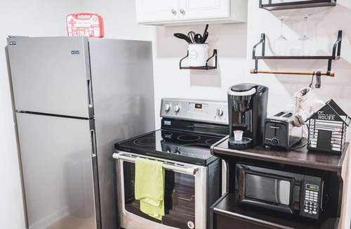 Downtown Atlanta Apartment | Downtown Studio, Skyline View, Walk to Attractions