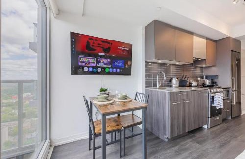 Garden District House | Downtown Toronto Studio with City View Balcony