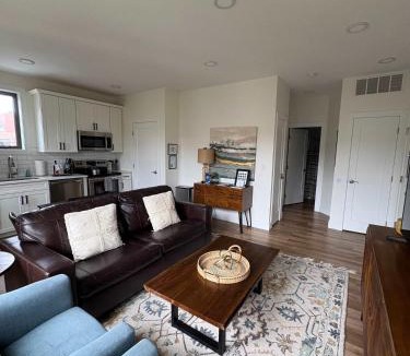 Traverse City House | Downtown Traverse City Capri Condo 316