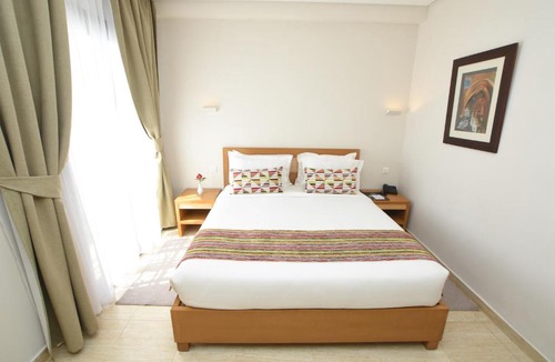 Jeanne d'Arc Hotel | Downtown Tunis Hotel