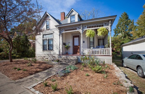 Woodward Heights Apartment | Downtown Two Bedroom Apartment in Downtown Lexington near Rupp Arena