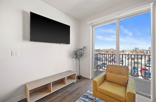 Fifth Ward Apartment | Downtown View Luxury Near Lake Michigan