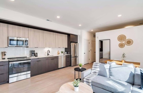 Pendleton Apartment | Downtown Walkable 1 Bed Apt