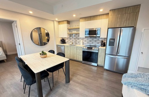 Downtown Halifax Apartment | Downtown Waterview, 2 BR/2 Bath with 6 appliances