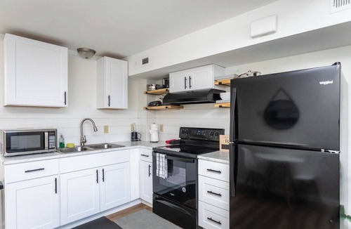 Waynesboro Apartment | Downtown Waynesboro, Close to 151, Blue Ridge Parkway, Close to Augusta Health and UVA
