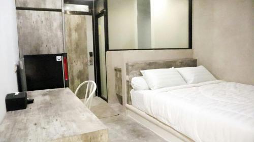 Laweyan Hostel | DPARAGON KERTEN