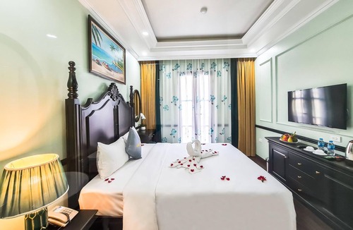 Bai Chay Hotel | Dragon Hotel