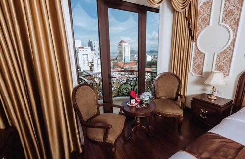 Bai Chay Hotel | Dragon Legend Hotel