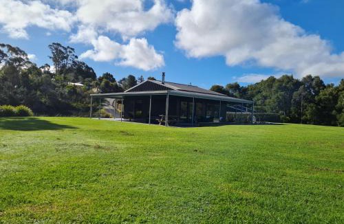 Kerikeri House | Dragonfly Barn - Kerikeri