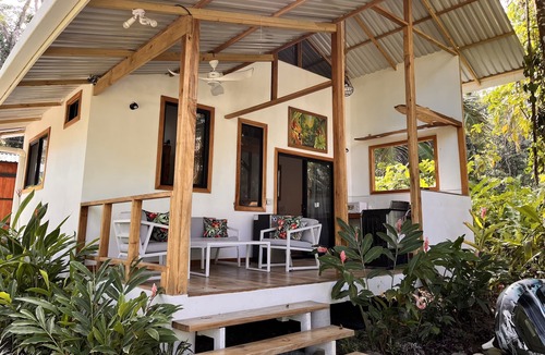 Chiguata Hotel | Dragonfly Beachfront Villas