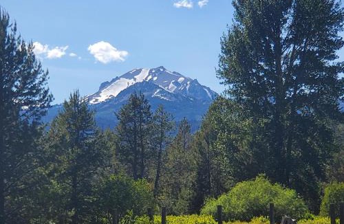 Viola Hotel | Drakesbad Guest Ranch
