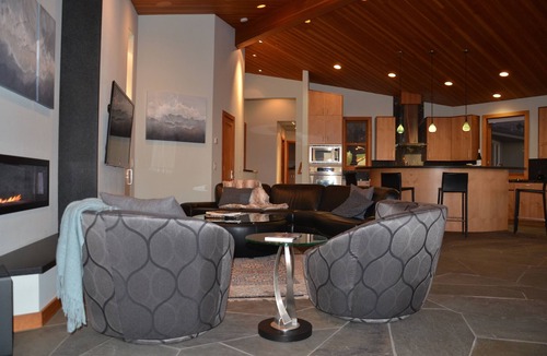 Bodega Bay House | Dramatic Pacific Ocean Views From Every Window! See 7 Night Specials