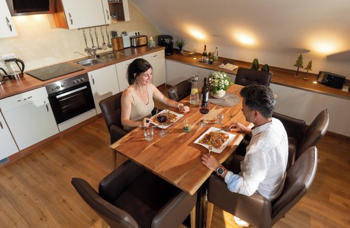 Apfelstadtaue Apartment | Dream holiday apartment "Talblick" - rest & relaxation at the highest level