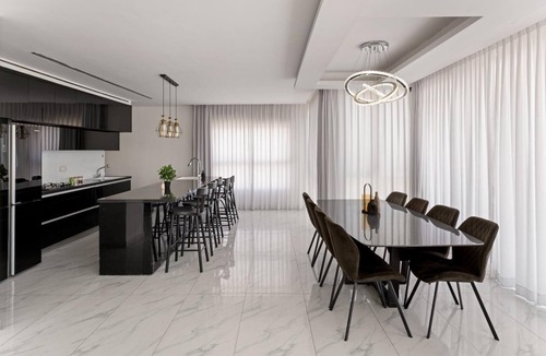 Nachlaot Apartment | Dream 5BR Extravagant Penthouse by the Shuk-Private Parking