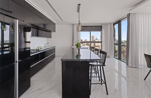 Nachlaot Apartment | Dream 5BR Extravagant Penthouse by the Shuk-Private Parking