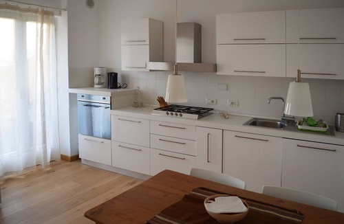 Lanzo Torinese Apartment | Dream apartment CASA Līlā near Turin overlooking the Po Valley
