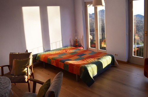 Lanzo Torinese Apartment | Dream apartment CASA Līlā near Turin overlooking the Po Valley