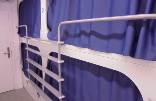 Les Corts Hostel | Dream Cube Hostel