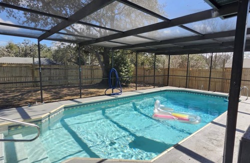 Spring Hill House | Dream home, safe and renovate
