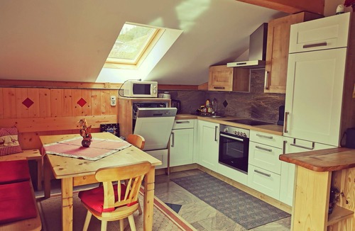 Heiligenblut Apartment | Dream location at 1600m Apartment Rubin on the upper floor of Chalet Magda-Lena