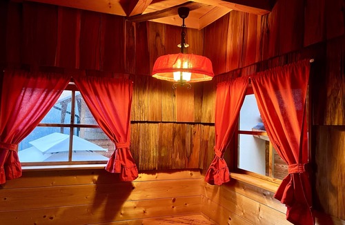 Heiligenblut Apartment | Dream location at 1600m Apartment Rubin on the upper floor of Chalet Magda-Lena