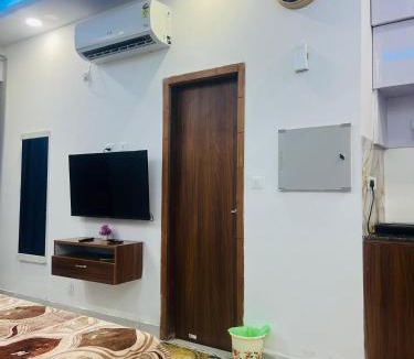 Noida Hotel | Dream Suites