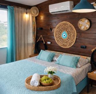 Pitharion House | dream tiny house & luxury tent
