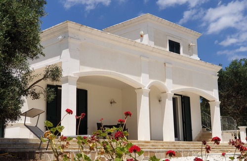 San Pietro in Bevagna Villa | Dream vacation for discerning connoisseurs