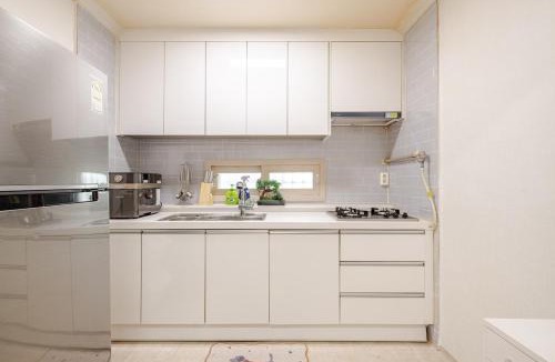 Haeundae Apartment | Dreaming again