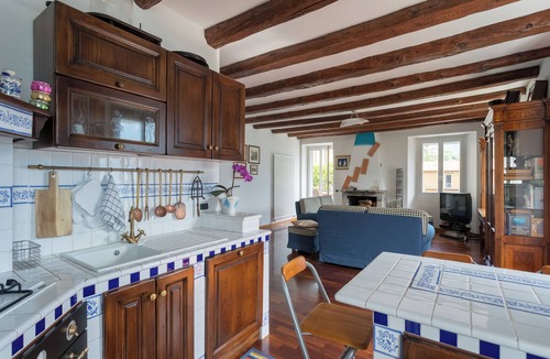 Carate Urio Apartment | Dreaming Terrace - Two Bedroom Apartment, Sleeps 4