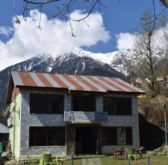 Laripora House | Dreamland Cottage